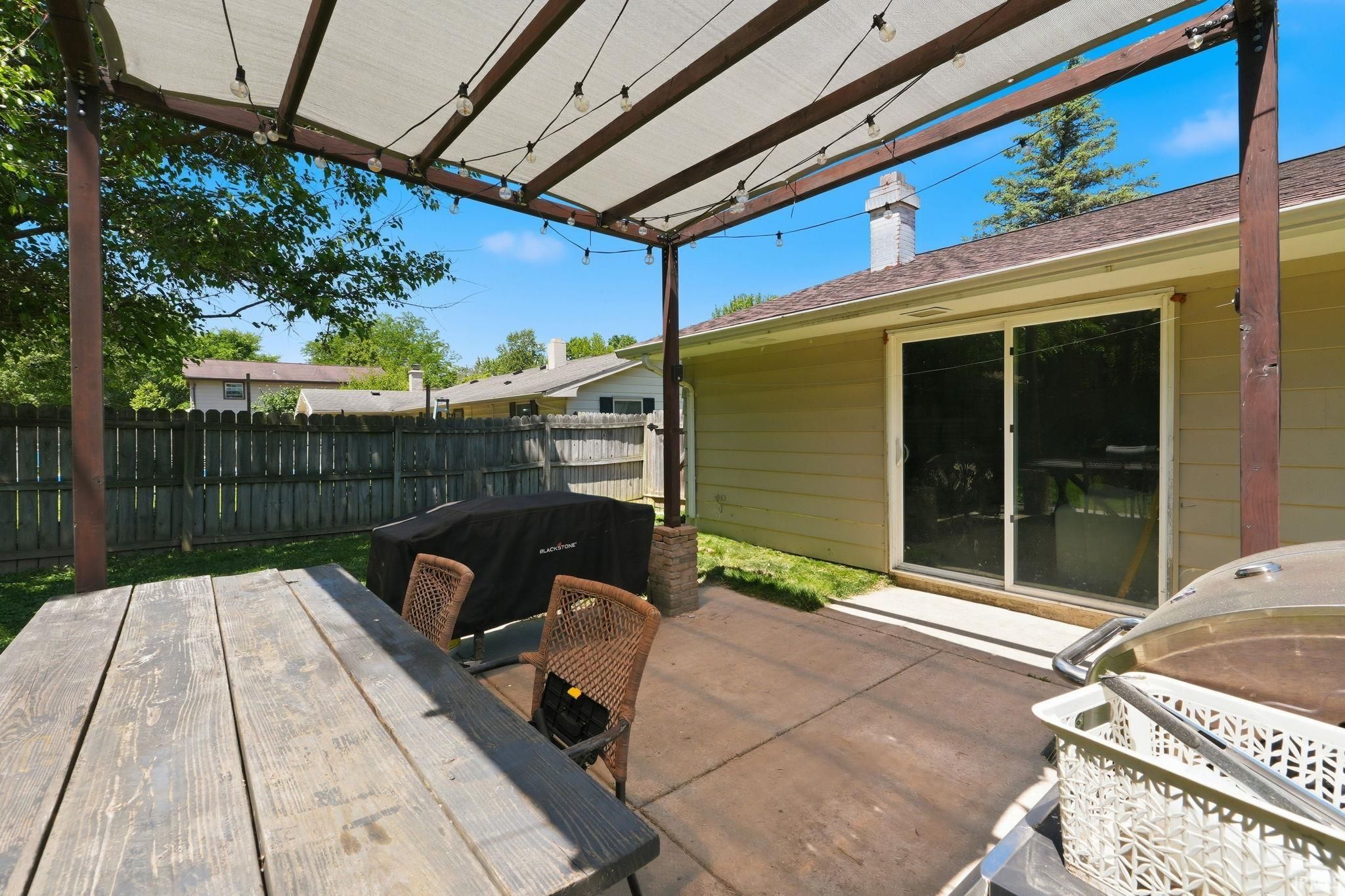 Image of 3822 Shannon Drive